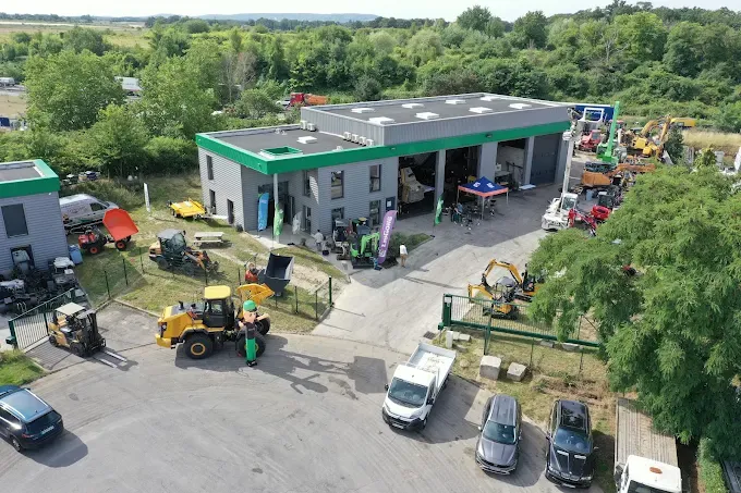 Vue aérienne du TP Center DYNAMIC tp à Méry-sur-Oise
